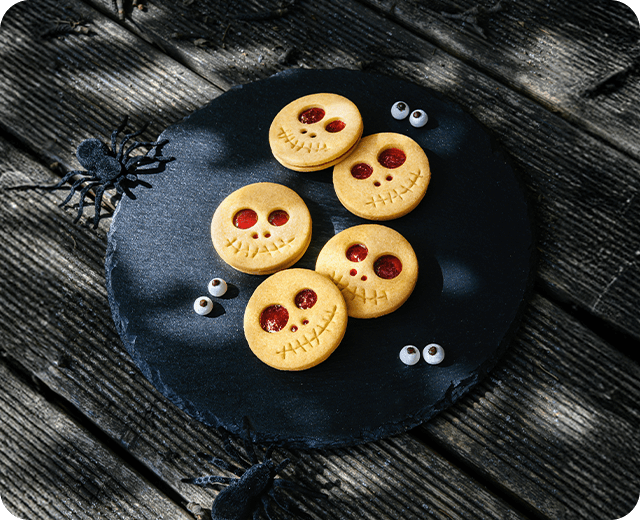 Rozšklebené halloweenské sušenky - Mobile
